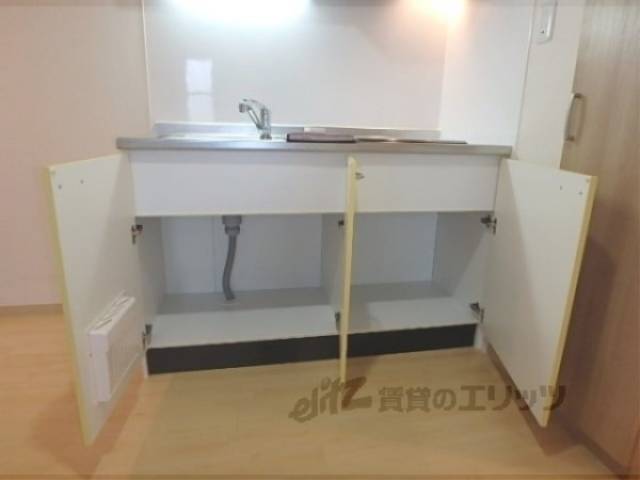 キッチン　下部収納