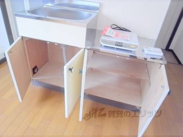 キッチン　下部収納