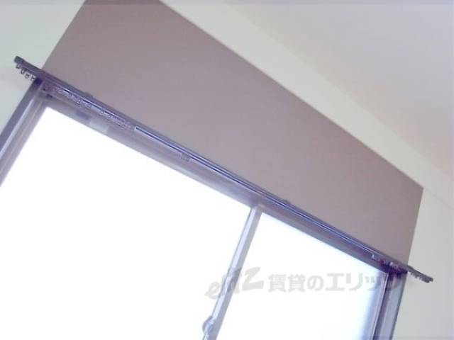 カーテンレール