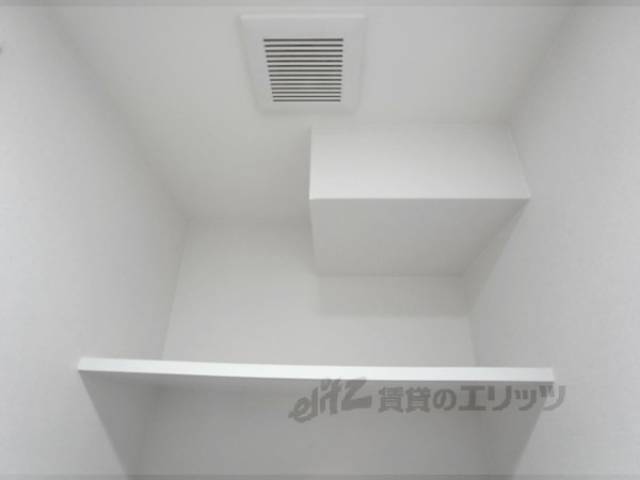トイレ収納棚