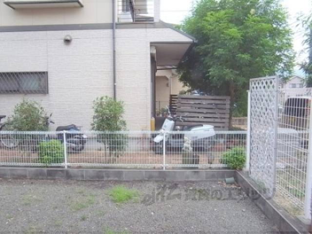 眺望　隣家が見えます