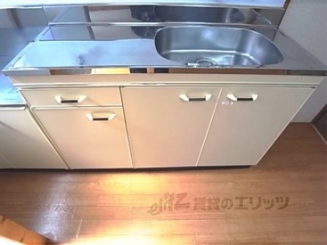 キッチン　収納