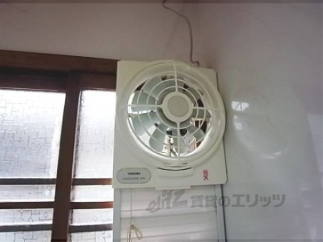 トイレ　換気扇