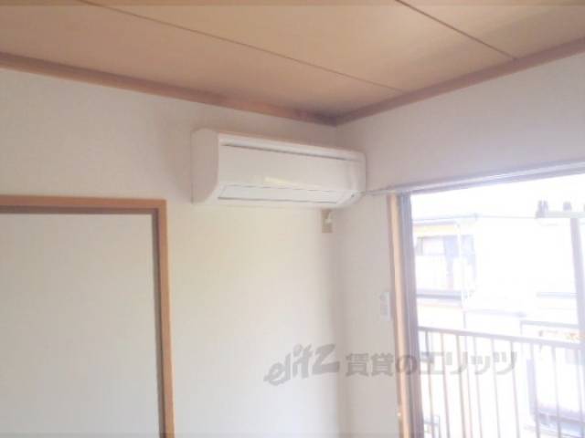 和室　エアコン