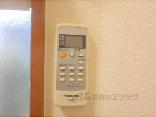 エアコンリモコン