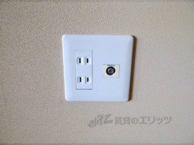 テレビコンセント。