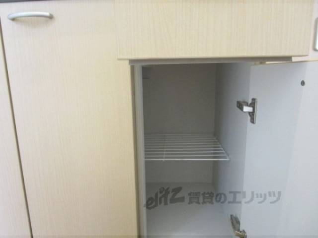 キッチン　下部収納