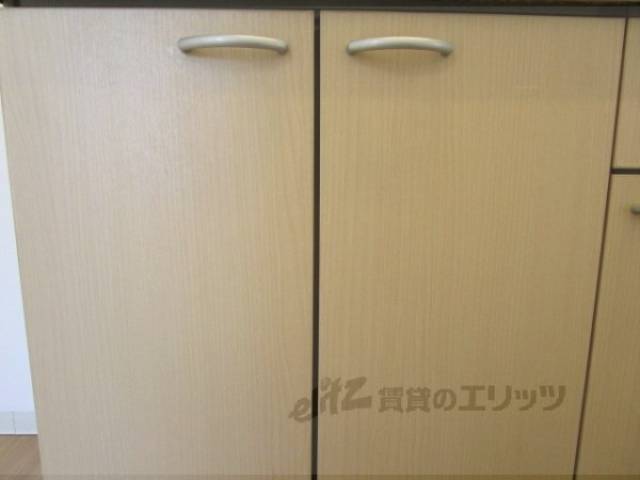 キッチン　下部収納