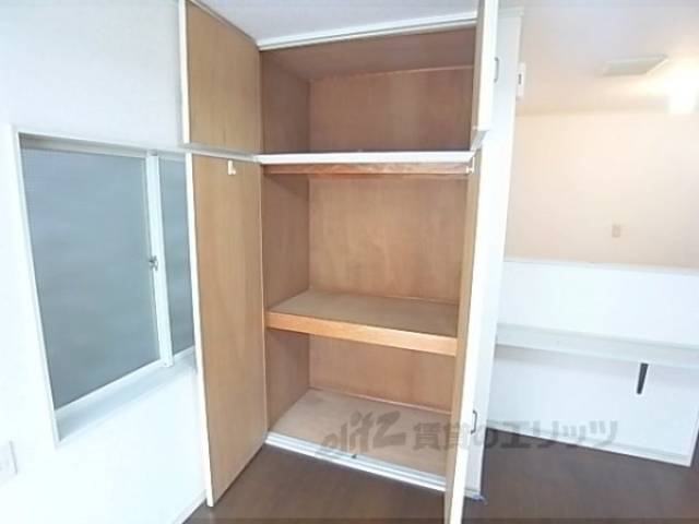 収納　天袋付きの収納です