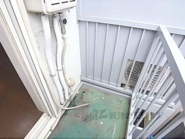 洗濯機置場　ベランダですが洗濯機設置できます