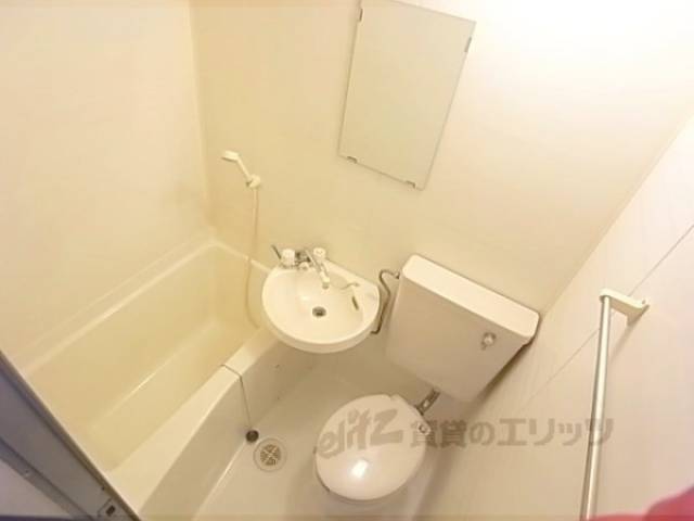 ユニットバス　お風呂とトイレの掃除が一度で済みます