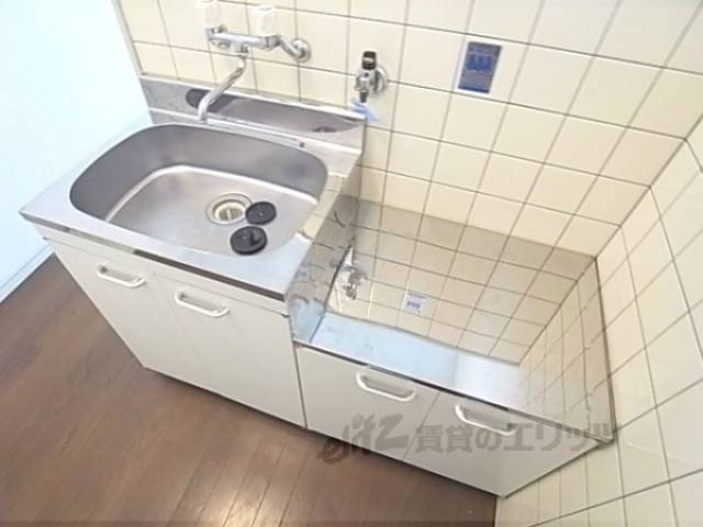 キッチン　２口ガスコンロ設置できます