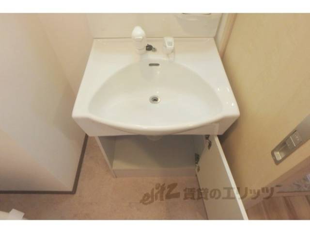 洗面所　収納下部