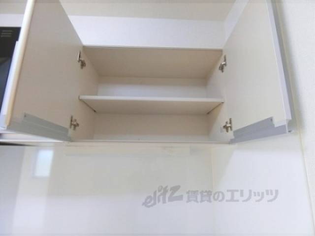 キッチン　キッチン上部収納