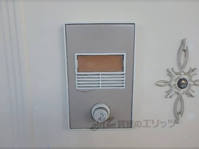 玄関　インターホン