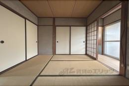 岡本荘室内写真1