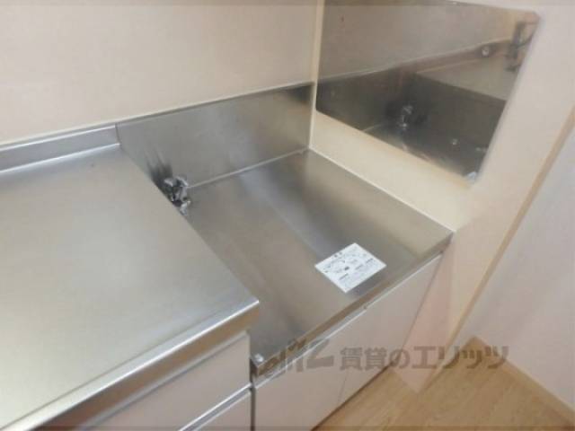 キッチン　コンロ置き場