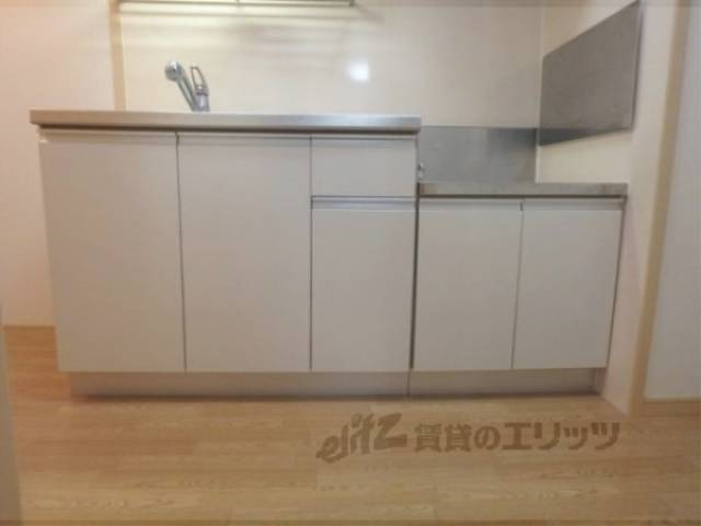 キッチン　キッチン下部収納