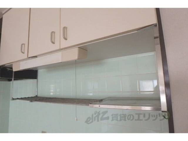 キッチン　収納