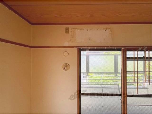 エアコン　設置場所