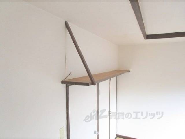 収納　上部収納