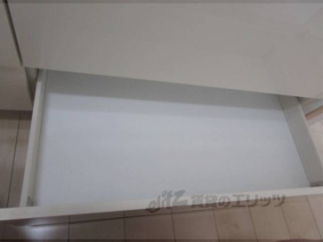 キッチン　キッチン下部収納