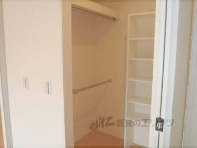 収納　ウォークイン