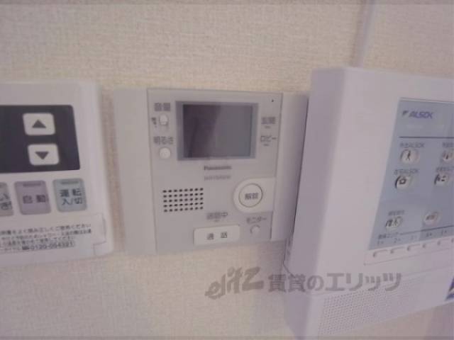 ドアフォン（ＴＶ含）　顔が見えて安心