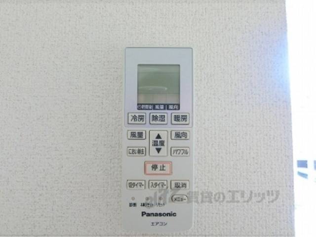 エアコンリモコン