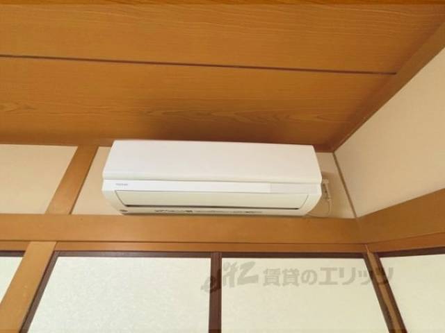 和室　エアコン