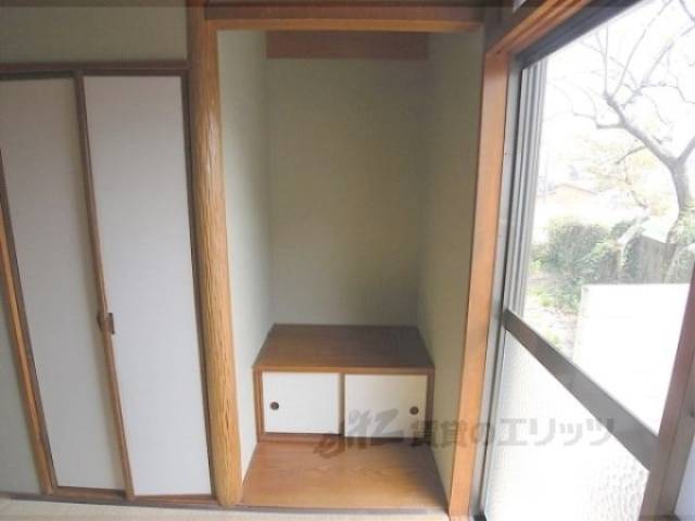和室　床の間