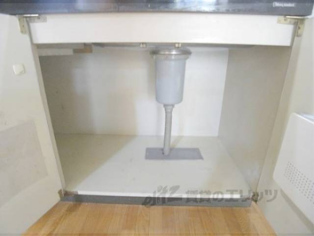 キッチン　下部収納