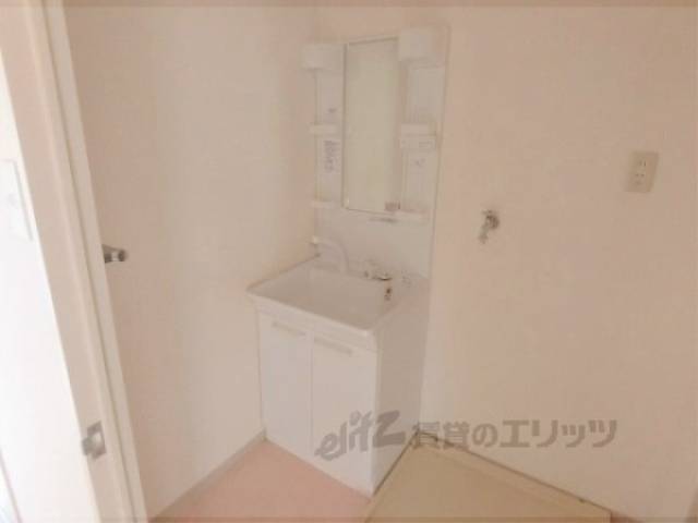 洗面所　独立洗面台