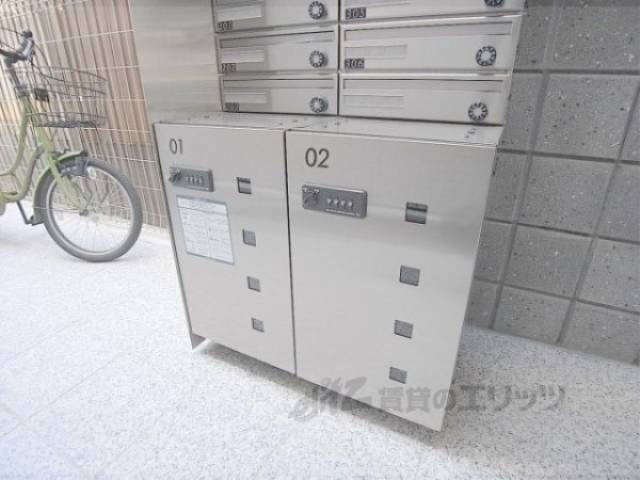 宅配ボックス
