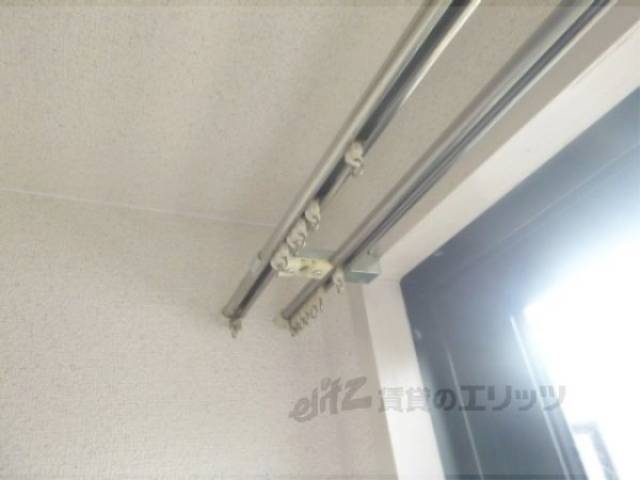 カーテンレール