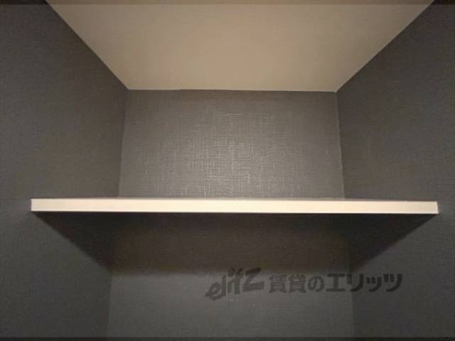 トイレ　上部収納