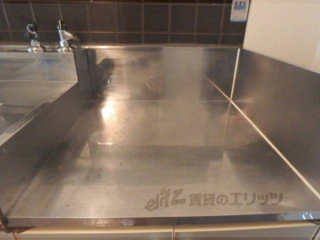 キッチン　コンロ置場