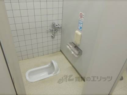 フロア共有女性トイレ