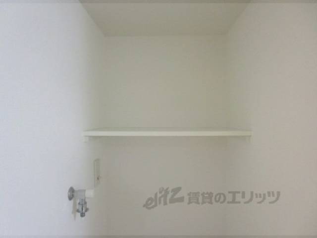 洗濯機置場　上部収納