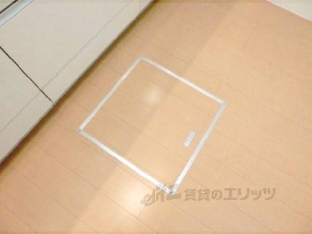 キッチン　床下収納
