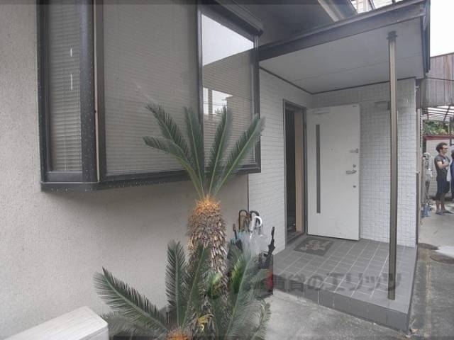 玄関　共用玄関
