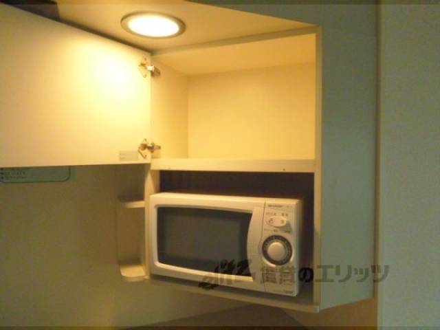 キッチン　上部収納