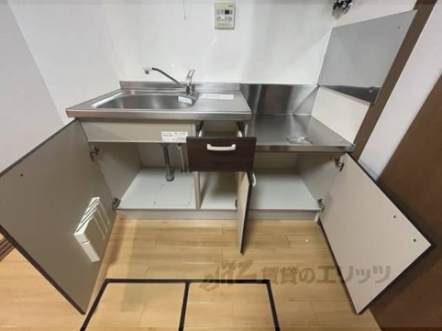 キッチン　下部収納