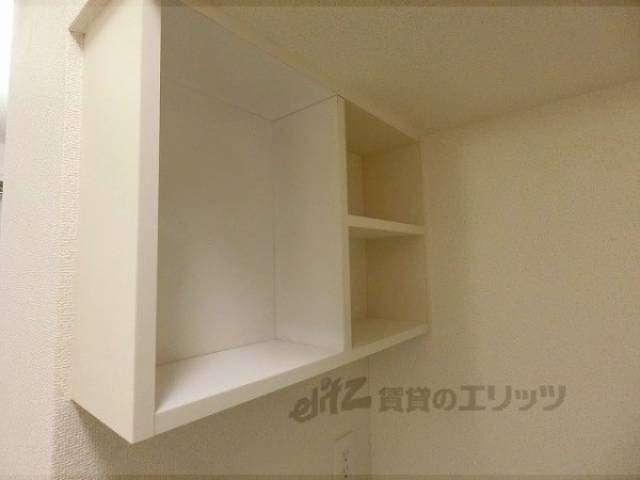 洗濯機置場　収納