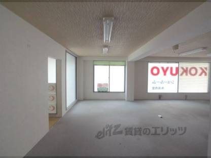 居室　1