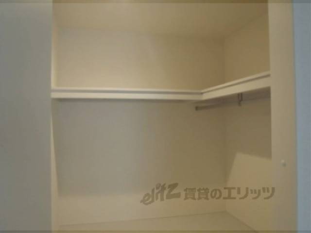 収納　ウォークインクローゼットです
