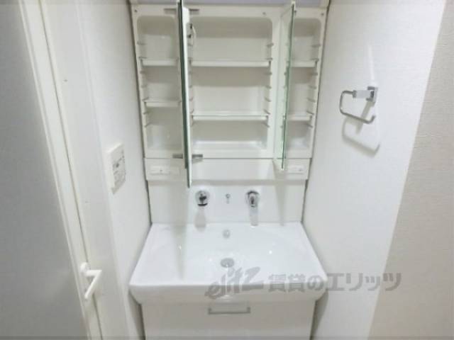 洗面所　収納