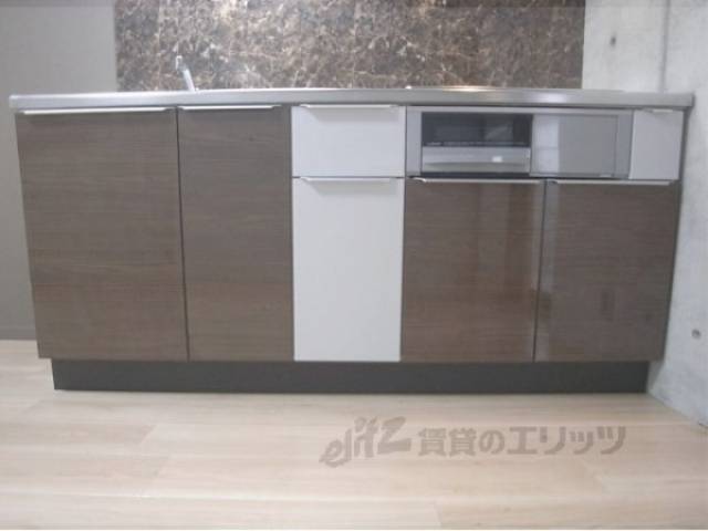 キッチン　収納