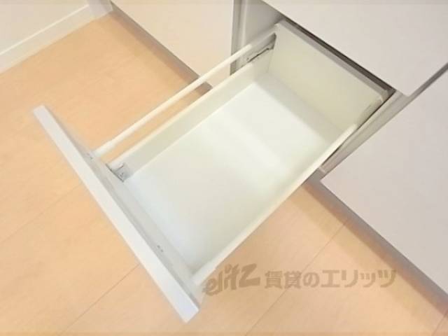 キッチン　収納