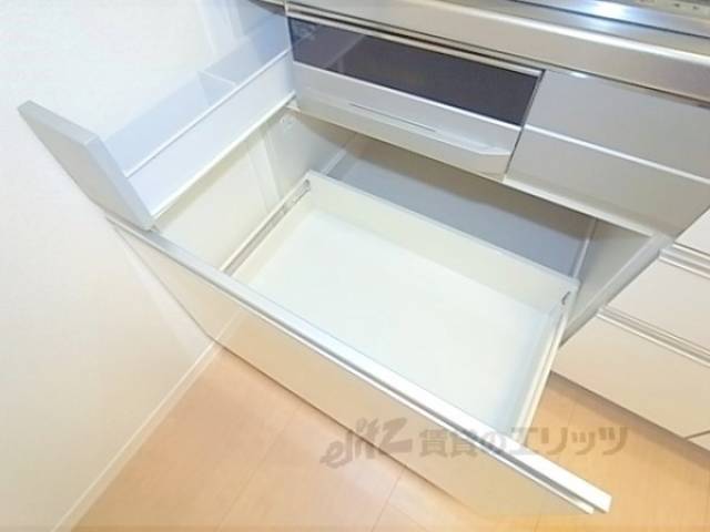 キッチン　収納